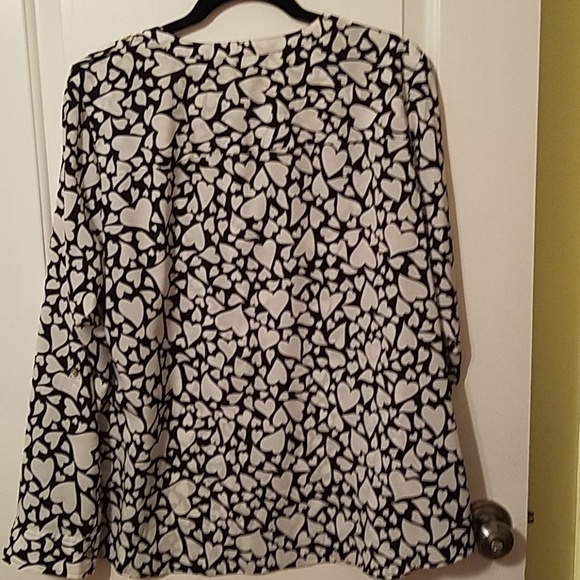 Croft and Barrow blouse size XL. - Picture 7 of 8